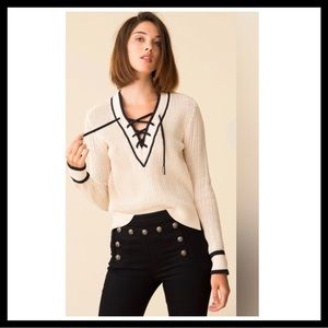 🎉🎉HOST PIC🎉🎉 
VERONICA BEARD Iverson Lace-up V Neck Ivory&Navy